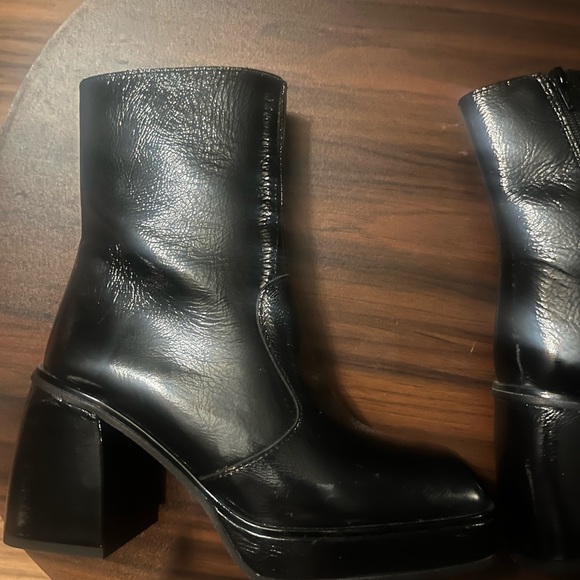 NEW Free People ruby shine platform boot size 38 $99made in Spain sold out - Picture 3 of 16